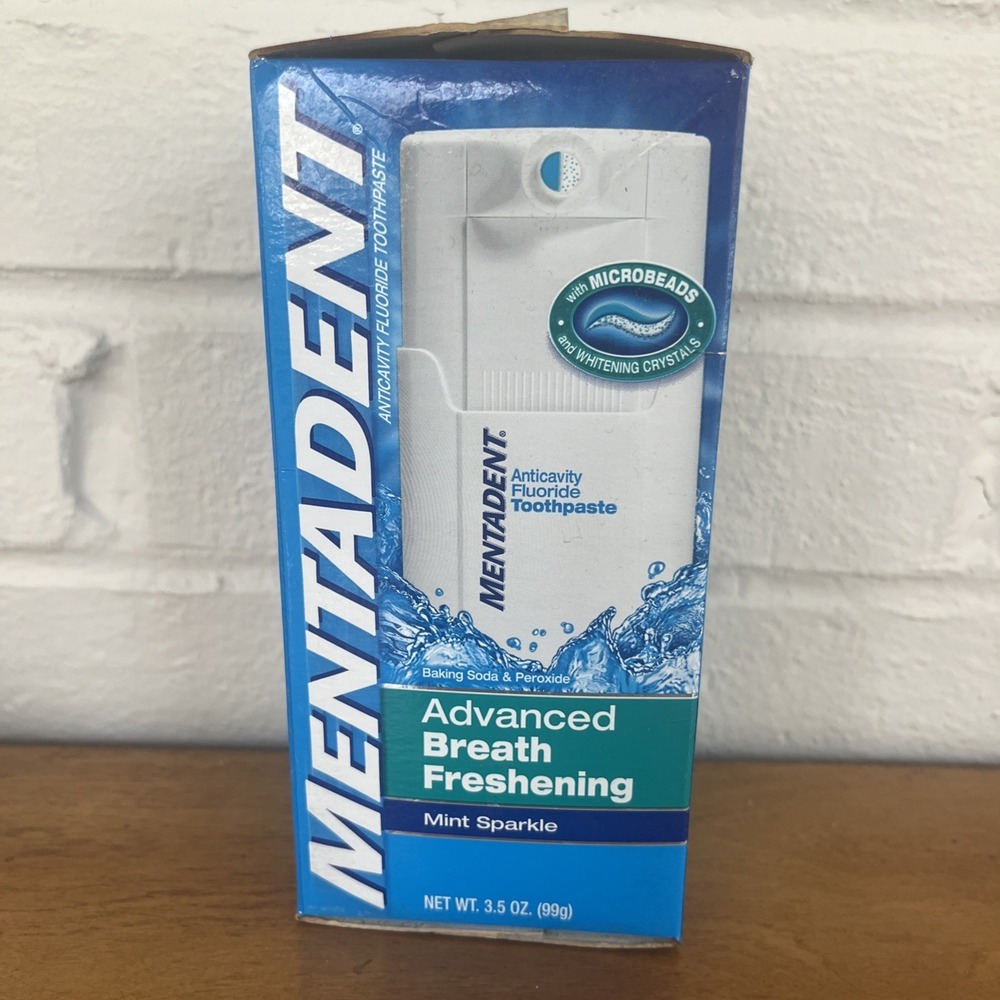 Mentadent Toothpaste Advanced Breath Freshening Sparkle Mint 3.5oz HTF